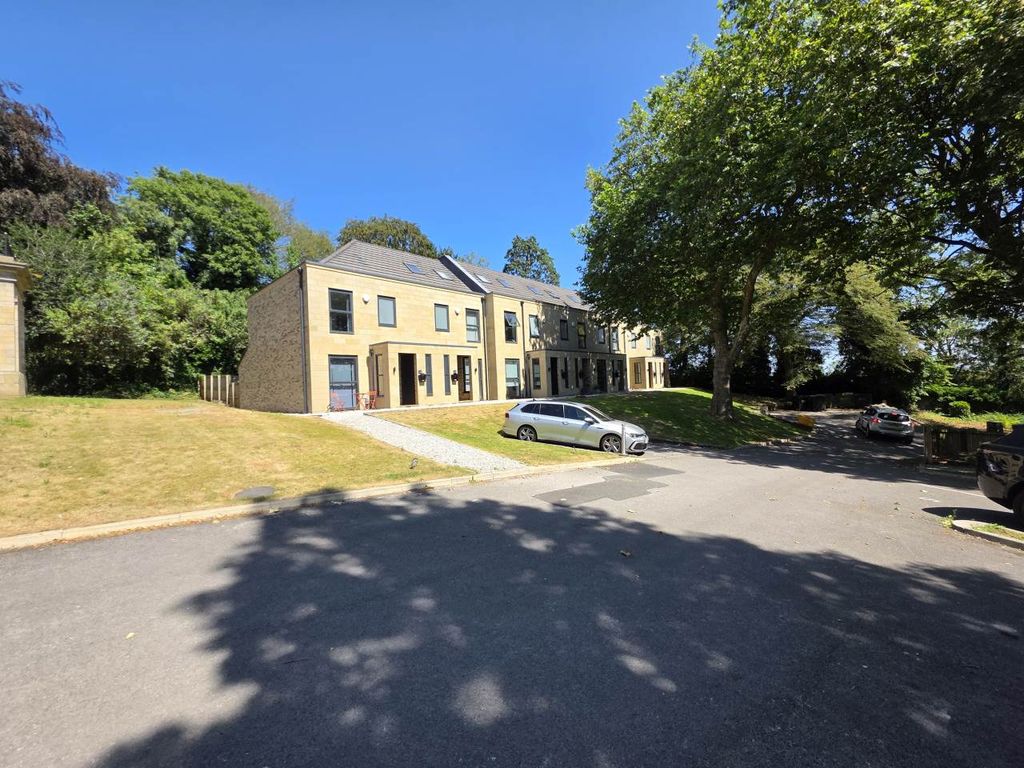 Property photo 1 of 25 58933