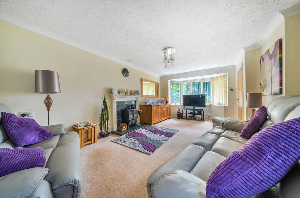 Property photo 2 of 15 1468585-14-6A1d65...
