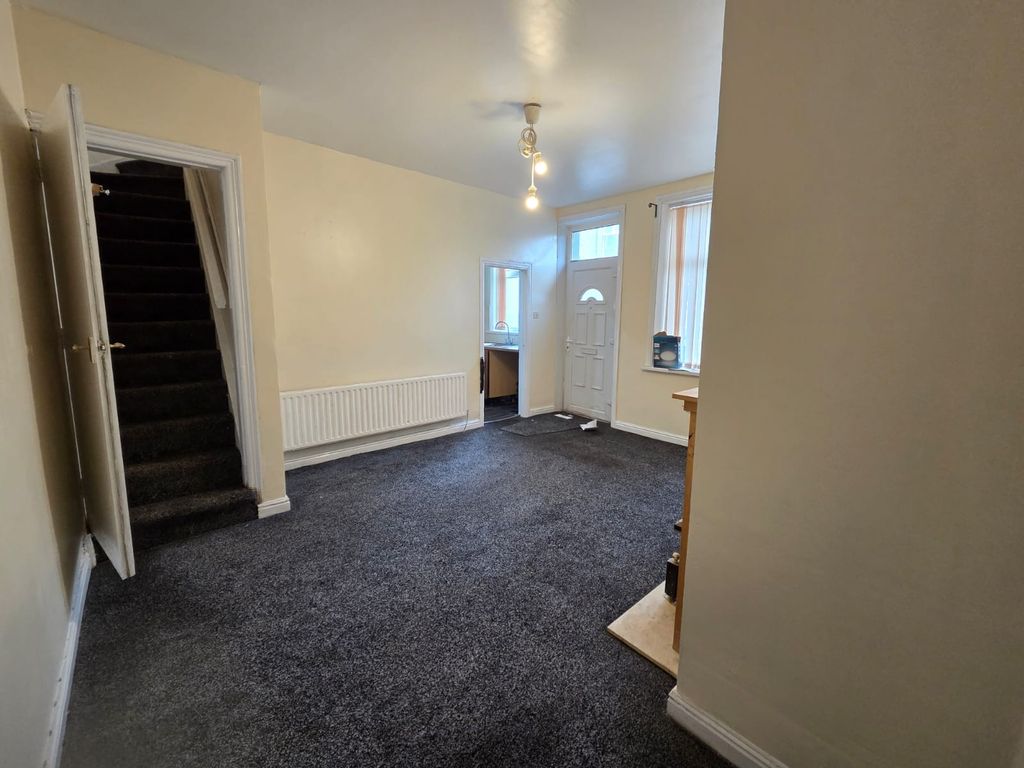 Property photo 3 of 13 Gallery