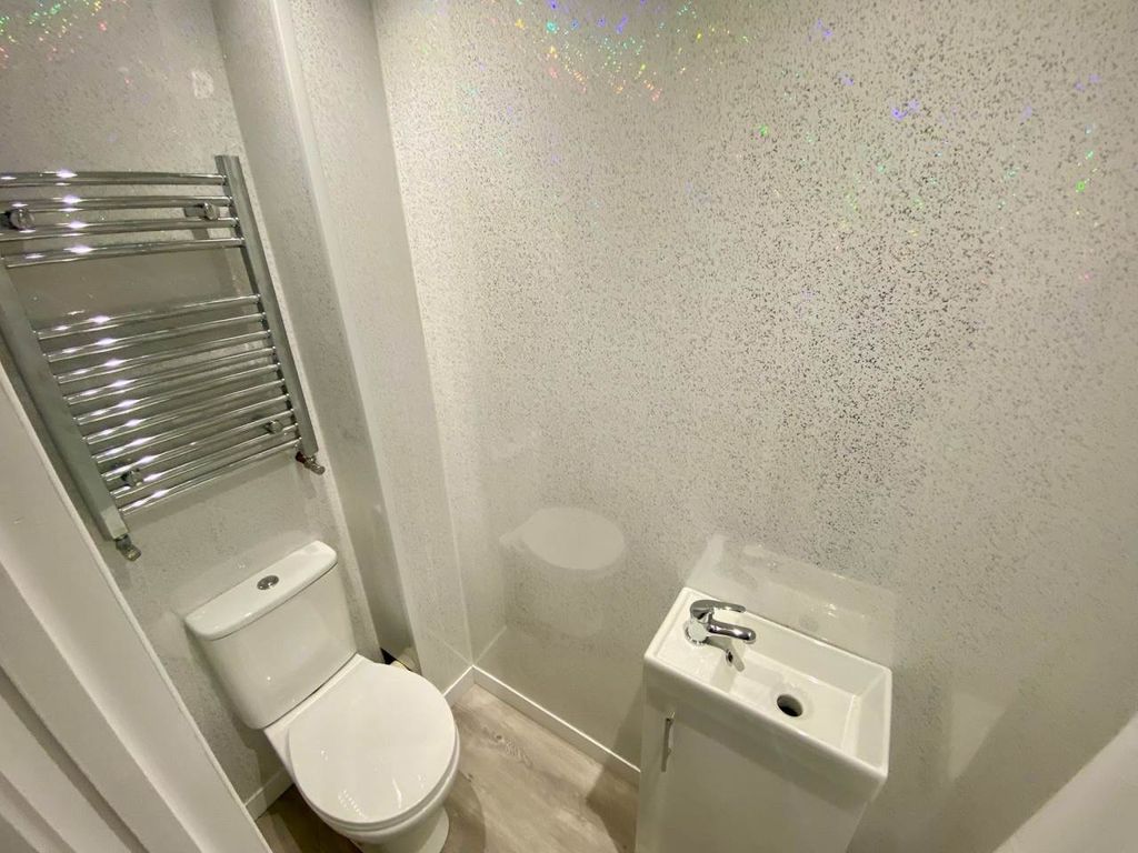 Property photo 3 of 6 76832Aeb-3Fb6-443c-9130-E62239Eb4E87