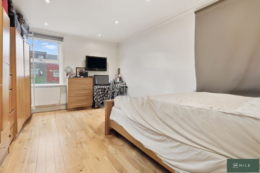 Property photo 3 of 6 Img_8821 (1)