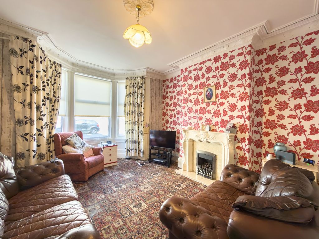 Property photo 3 of 40 5046242