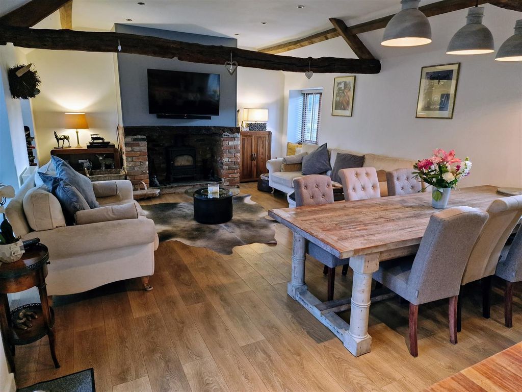 Property photo 3 of 28 20230324_160640.Jpg