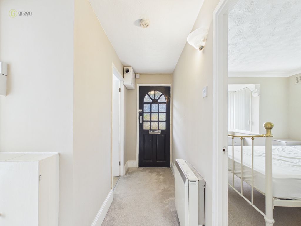 Property photo 2 of 13 Cam03830G0Pr0272Still005