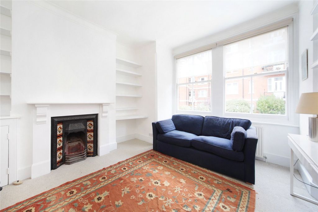 Property photo 1 of 8