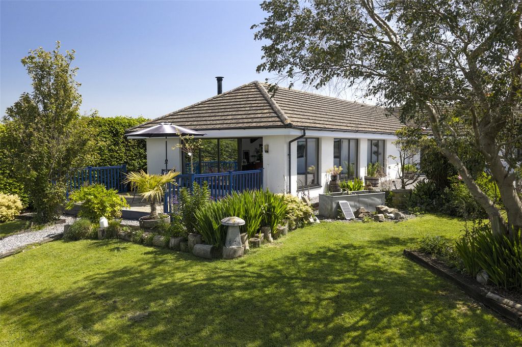Property photo 1 of 61 Picture No. 54