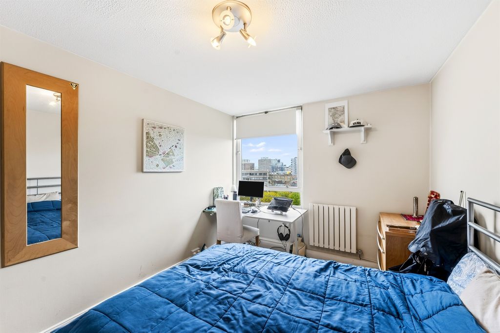 Property photo 2 of 11