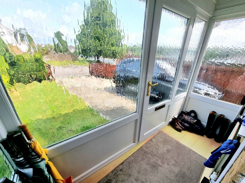 Property photo 3 of 19 Entrance Porch