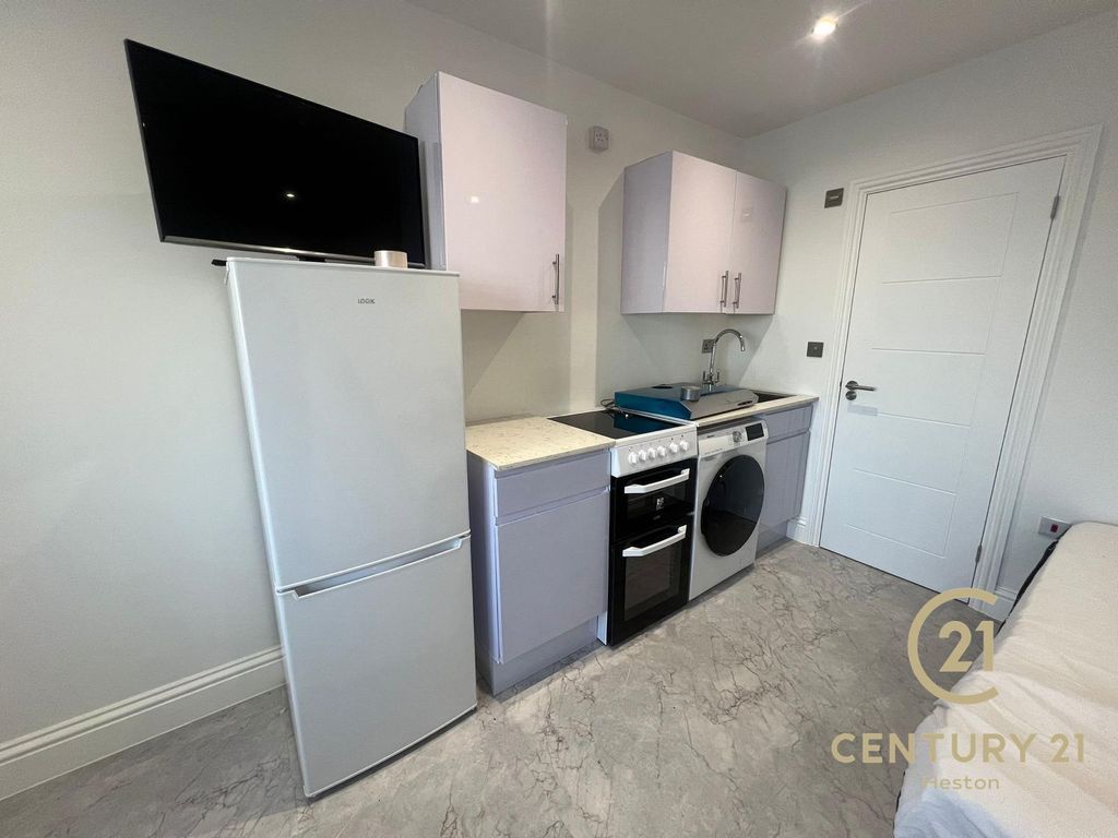 Property photo 3 of 3