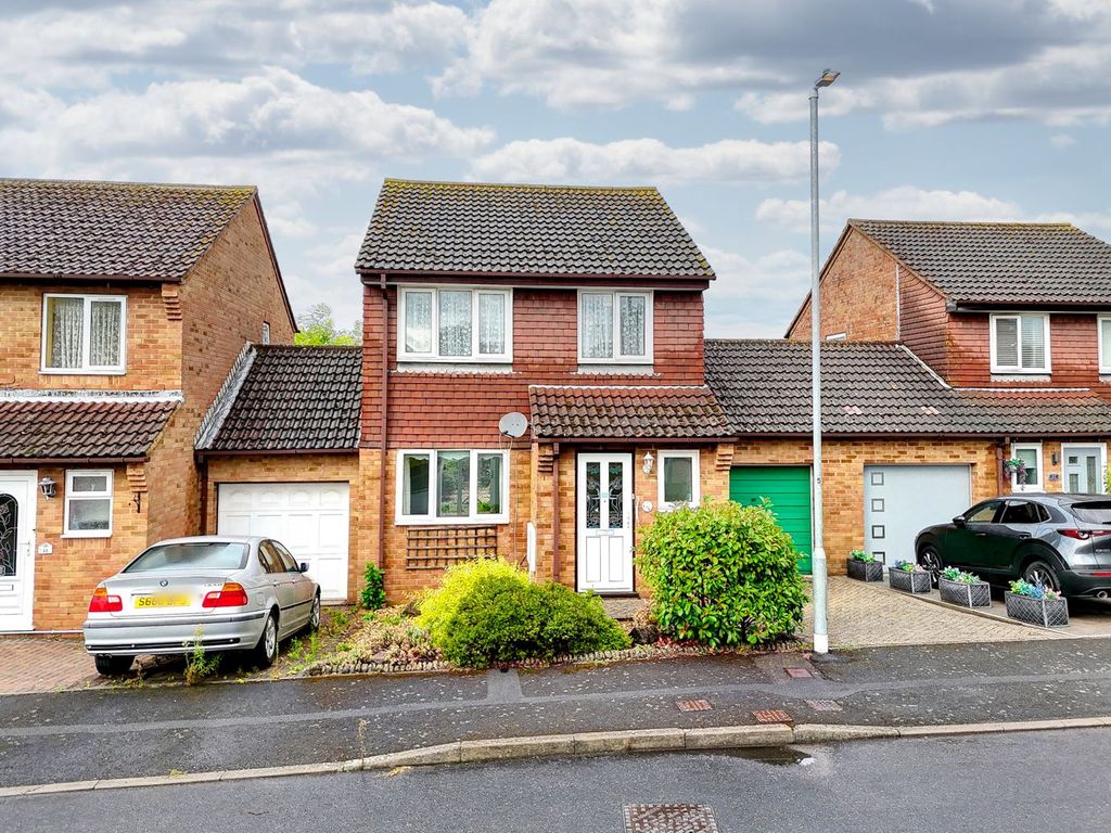 Property photo 1 of 29