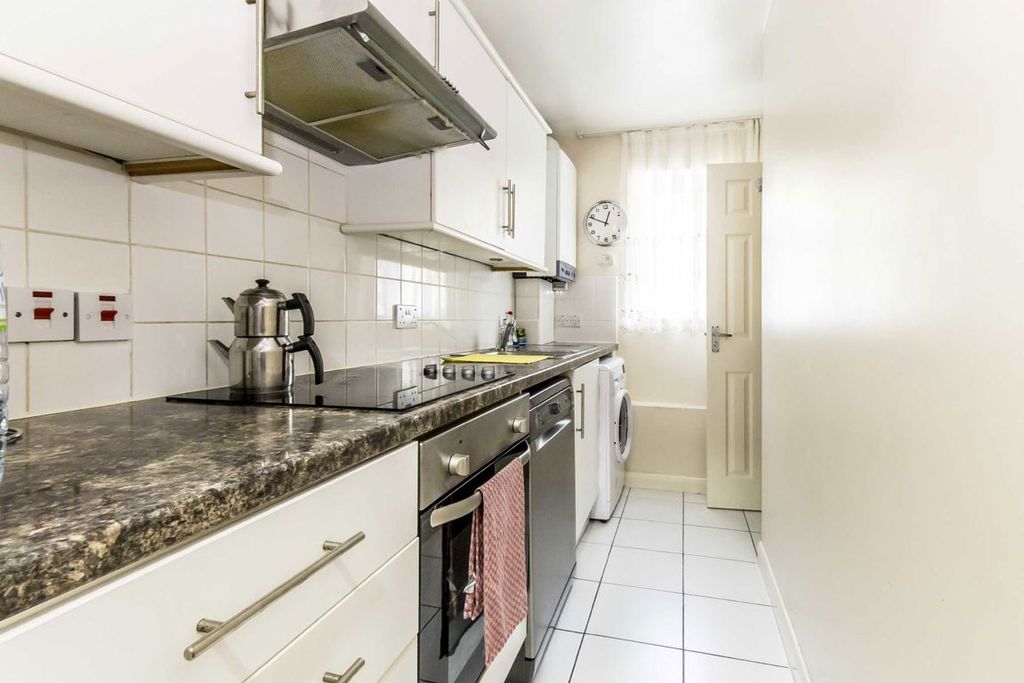 Property photo 3 of 3