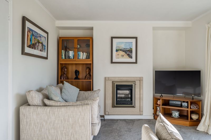 Property photo 3 of 23 Photo 12