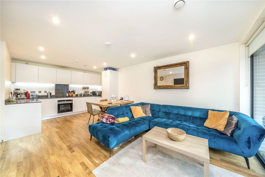 Property photo 3 of 8 Picture No. 06