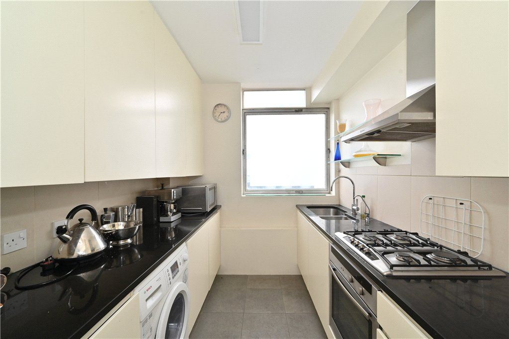 Property photo 2 of 15 Picture No. 11