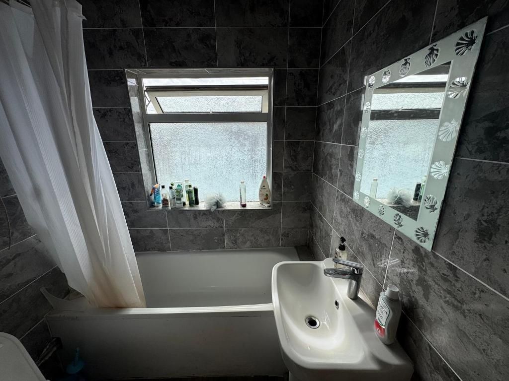 Property photo 2 of 3 Photo 2