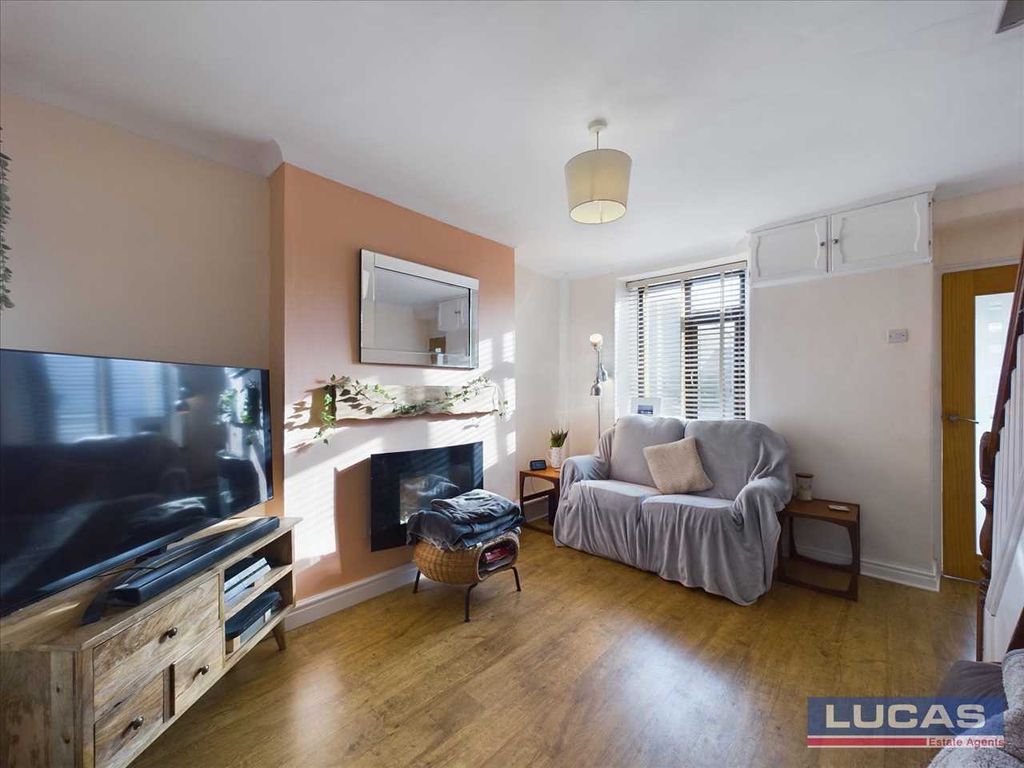 Property photo 2 of 15