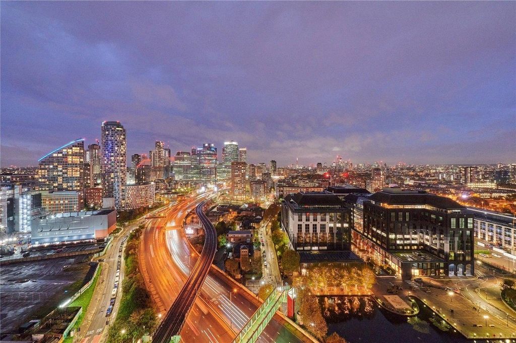 Property photo 1 of 1 Elektron Tower