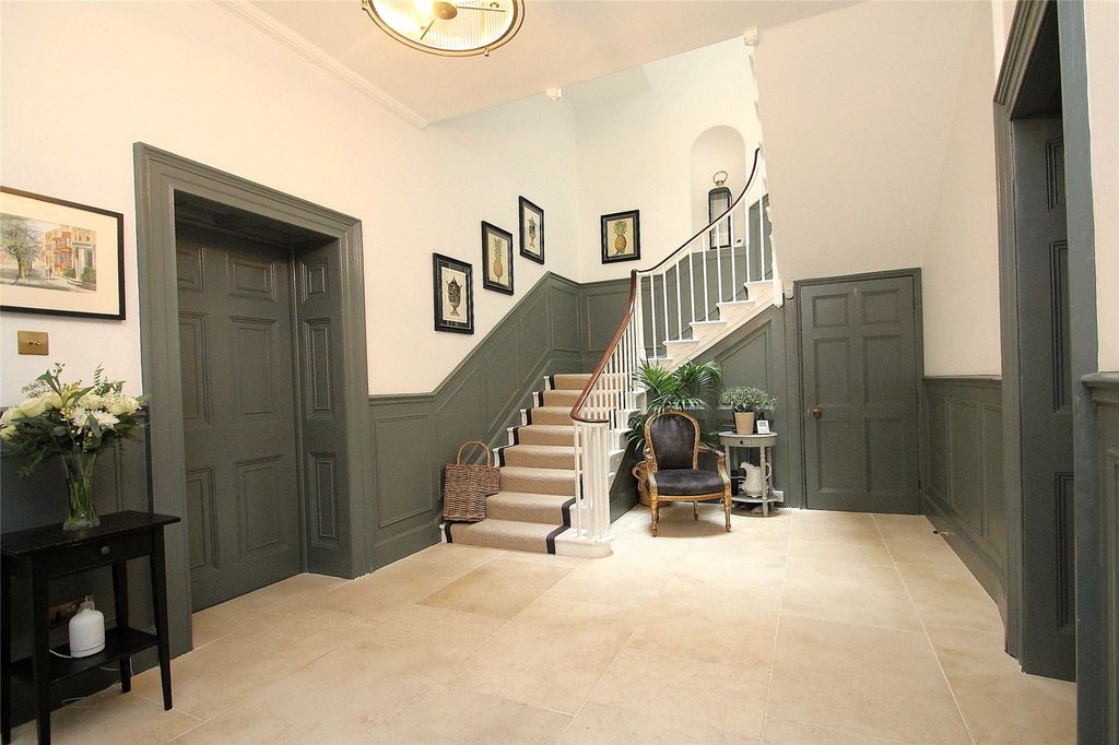 Property photo 2 of 31 Picture No. 42