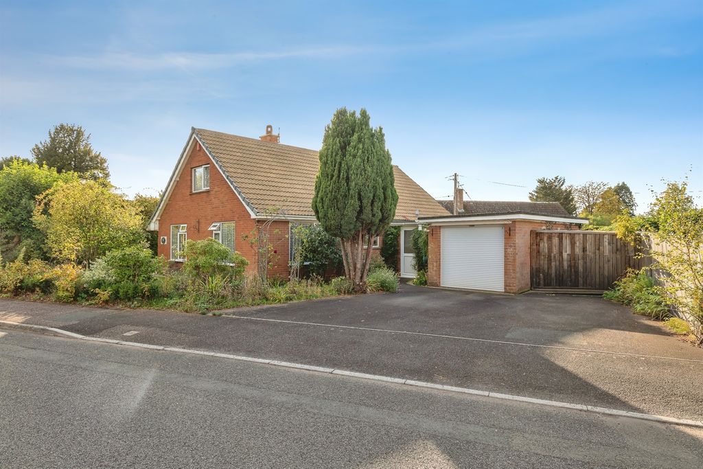 Property photo 1 of 24