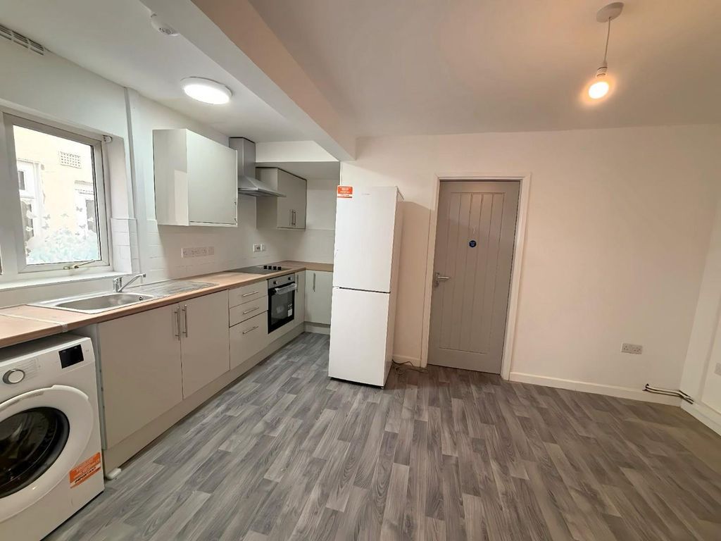 Property photo 1 of 9 5B53d08A-9316-4438-A6E1-cd3d6d2Ec5Ab.Jpg