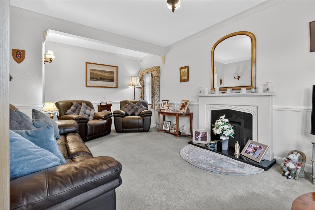 Property photo 3 of 21 Dsc_8998.Jpg