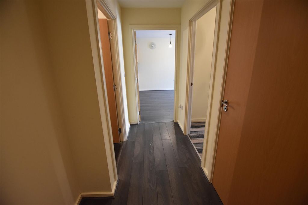 Property photo 2 of 9 Dsc_1262.Jpg