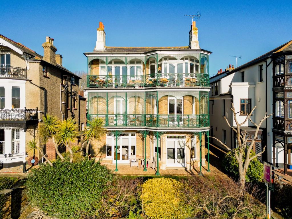 Property photo 1 of 24 Front