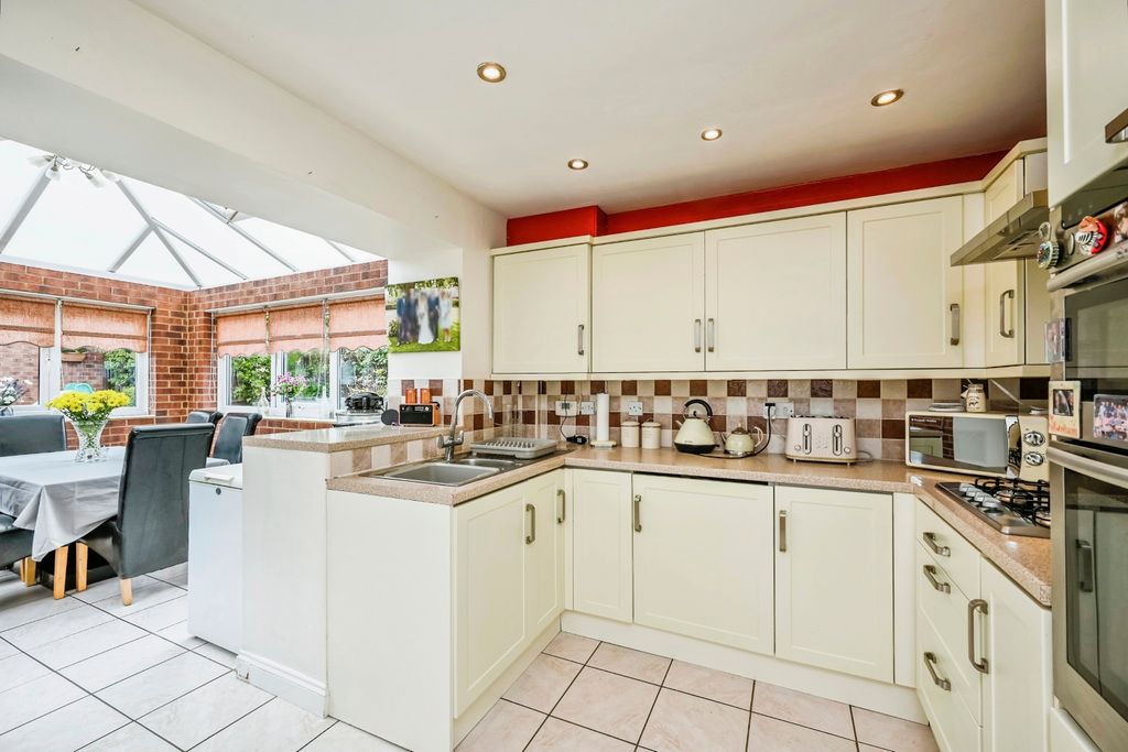Property photo 3 of 17 Photography