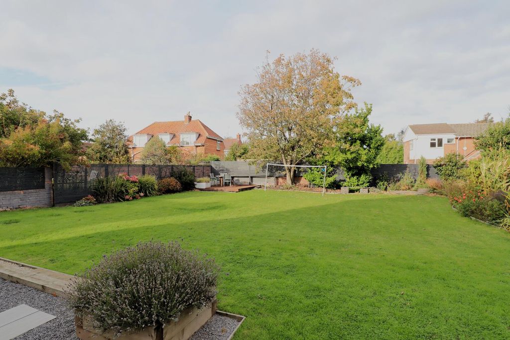 Property photo 3 of 58 Rear Garden