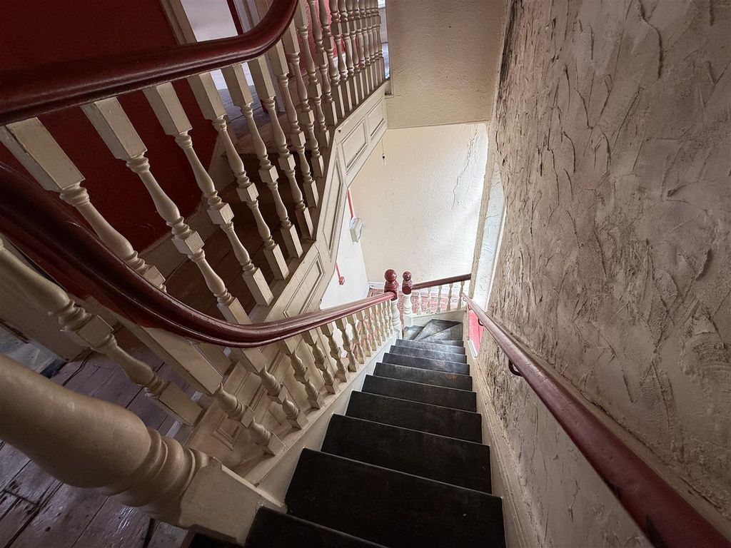 Additional image 18 of 3 bed flat for saleY Maes, Pwllheli LL53