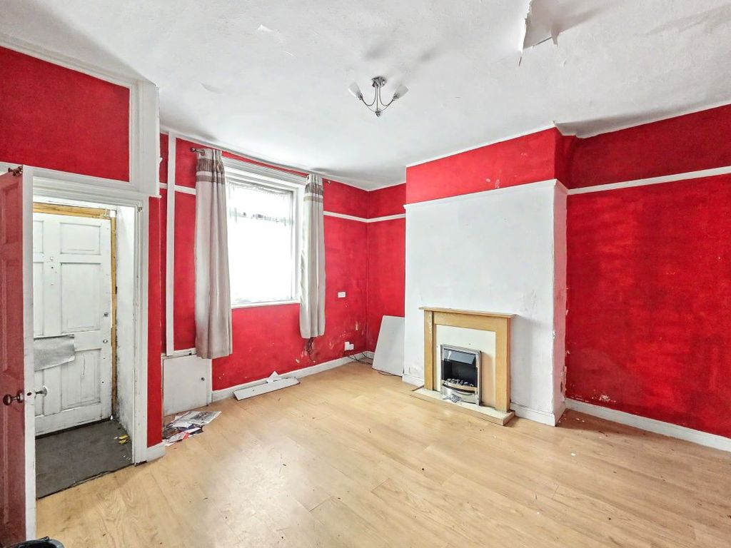 Property photo 2 of 14