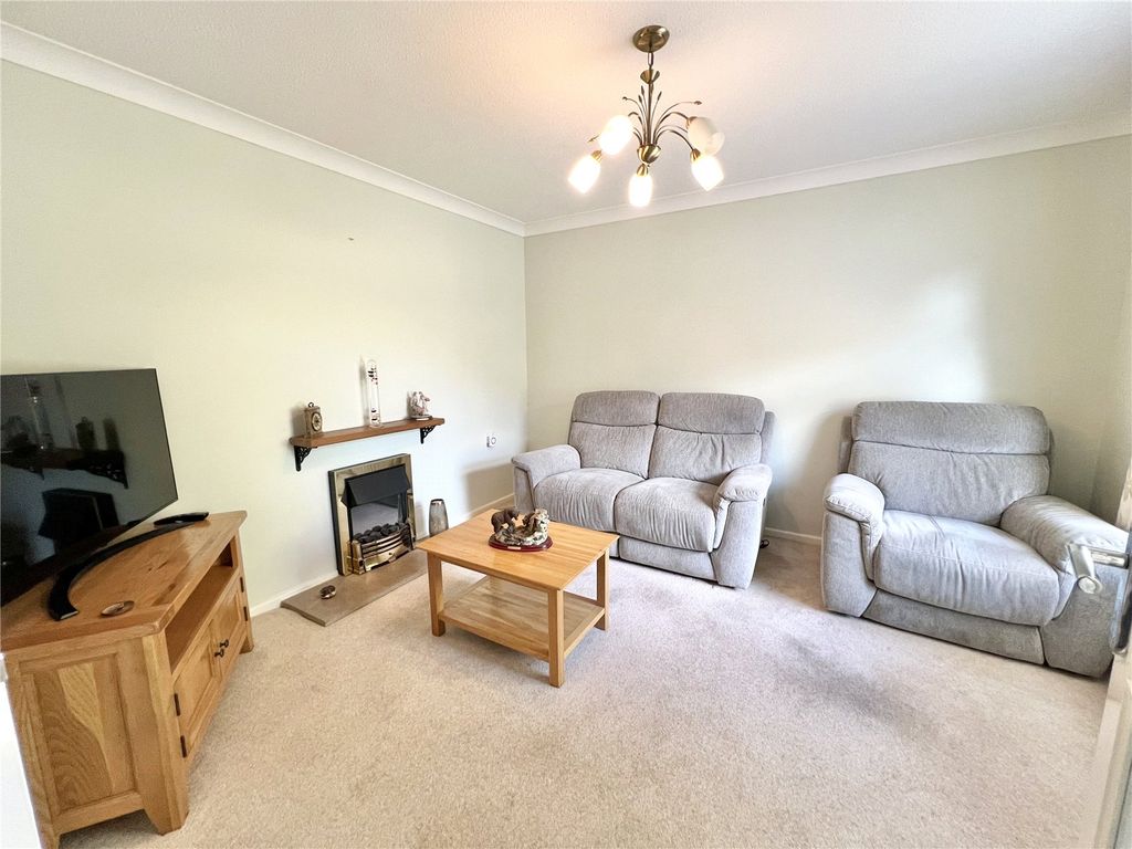 Property photo 2 of 15 Picture No. 02
