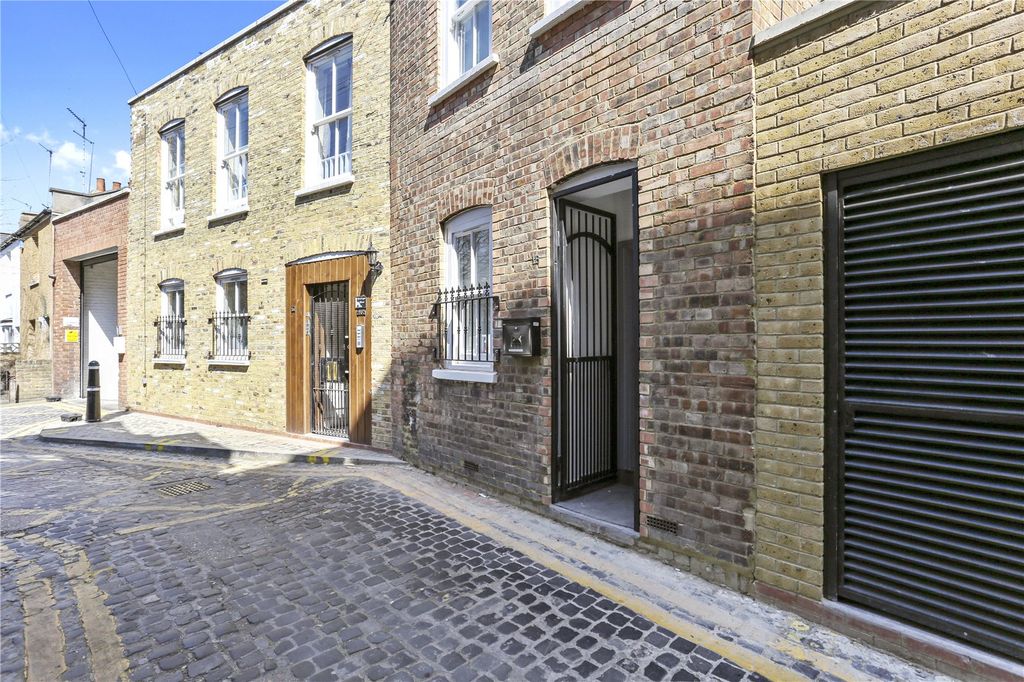 Property photo 1 of 6 Exterior