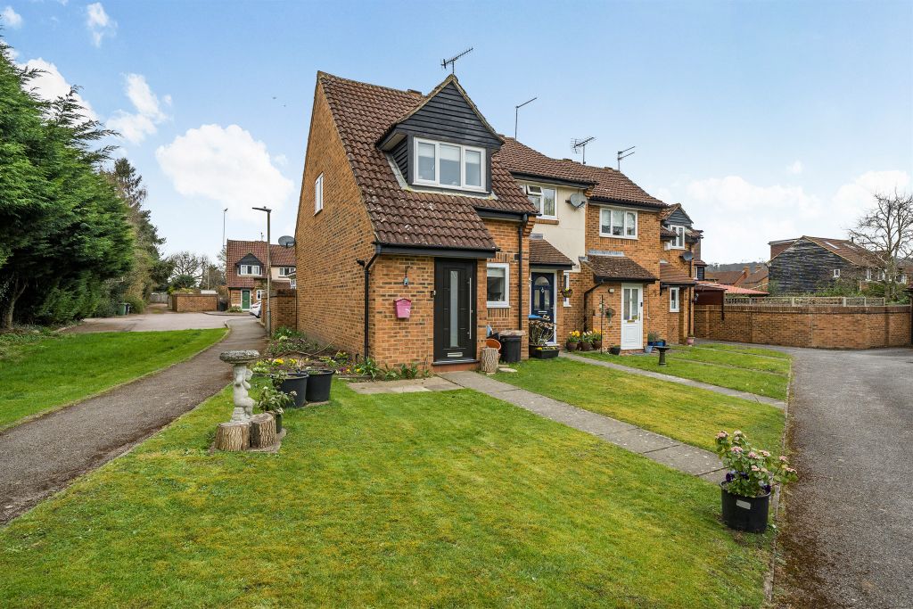 Property photo 1 of 12