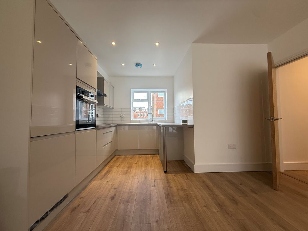 Property photo 2 of 5 Kitchen