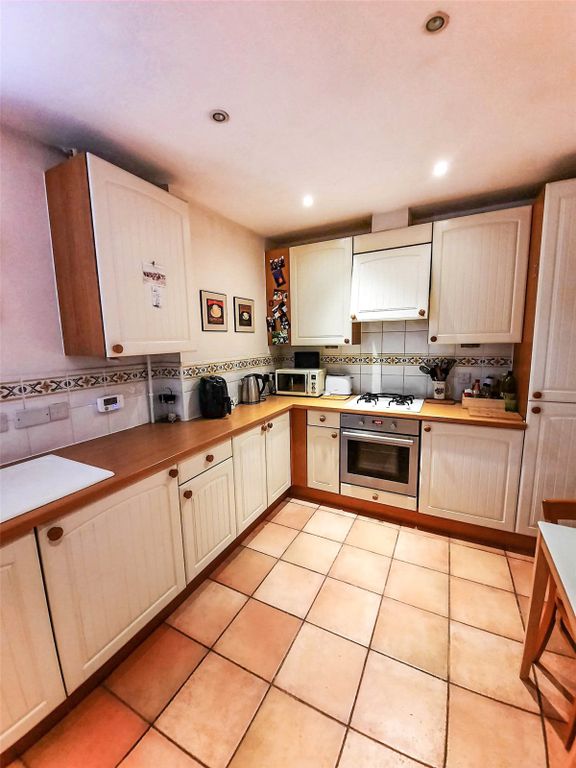 Property photo 2 of 13 Picture No. 07