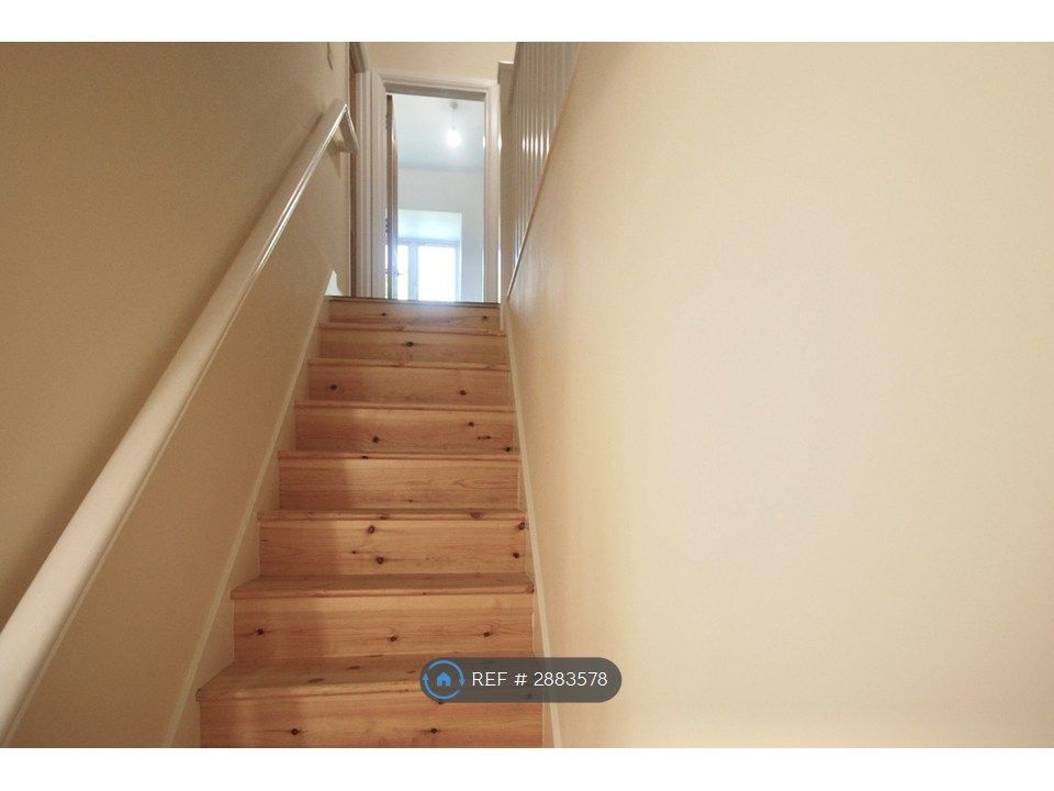 Property photo 2 of 17 Staircase