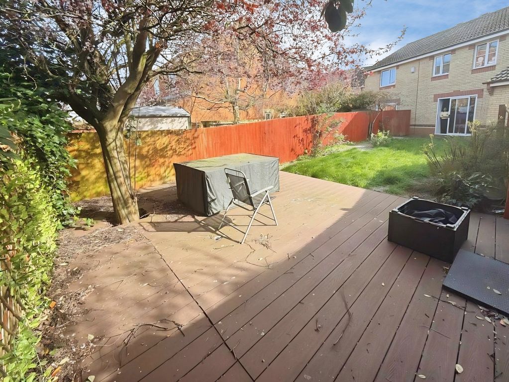 Property photo 2 of 8