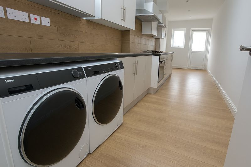 Property photo 2 of 10 Photo 9