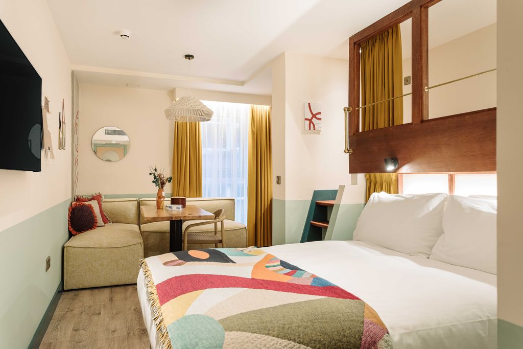 Property photo 3 of 8