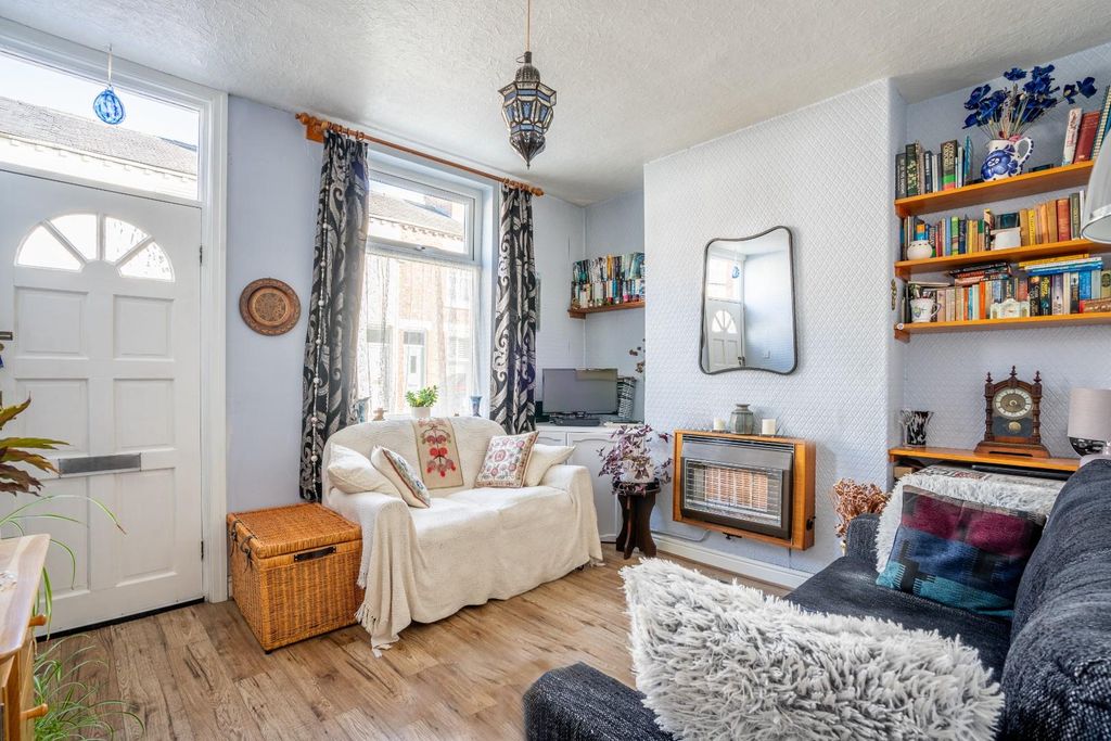 Property photo 3 of 18 Ps-2-2.Jpg
