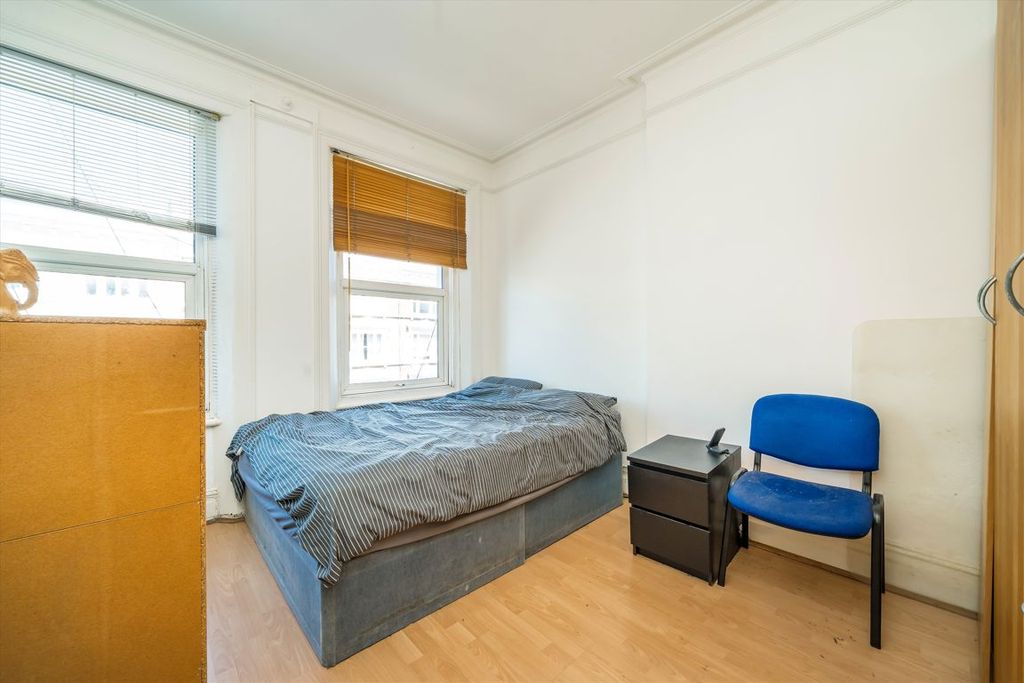 Property photo 3 of 5