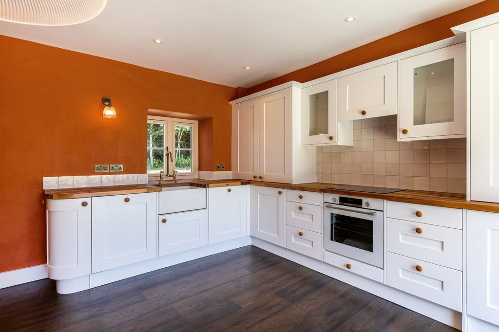 Property photo 2 of 14 Picture No. 05