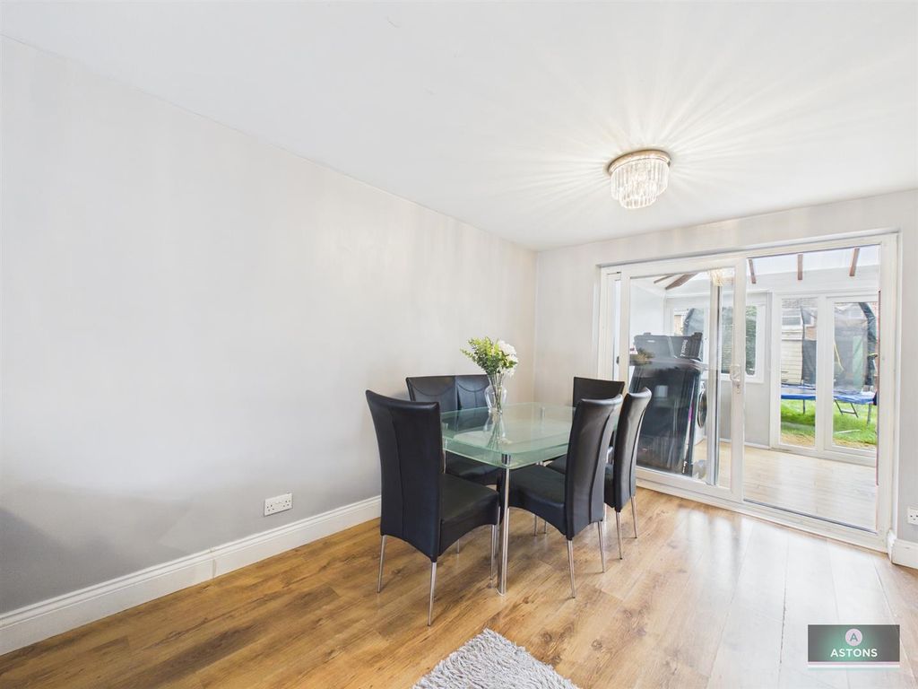 Property photo 3 of 21 Cam02067G0-Pr0188-Still015.Jpg