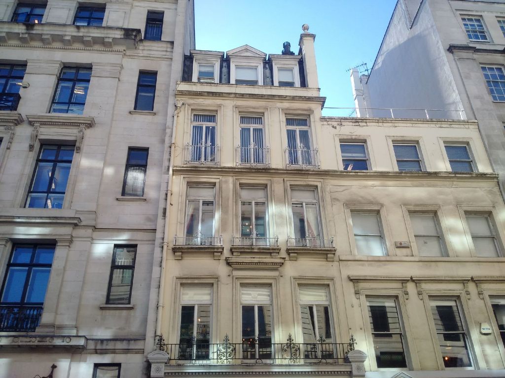 Property photo 2 of 6