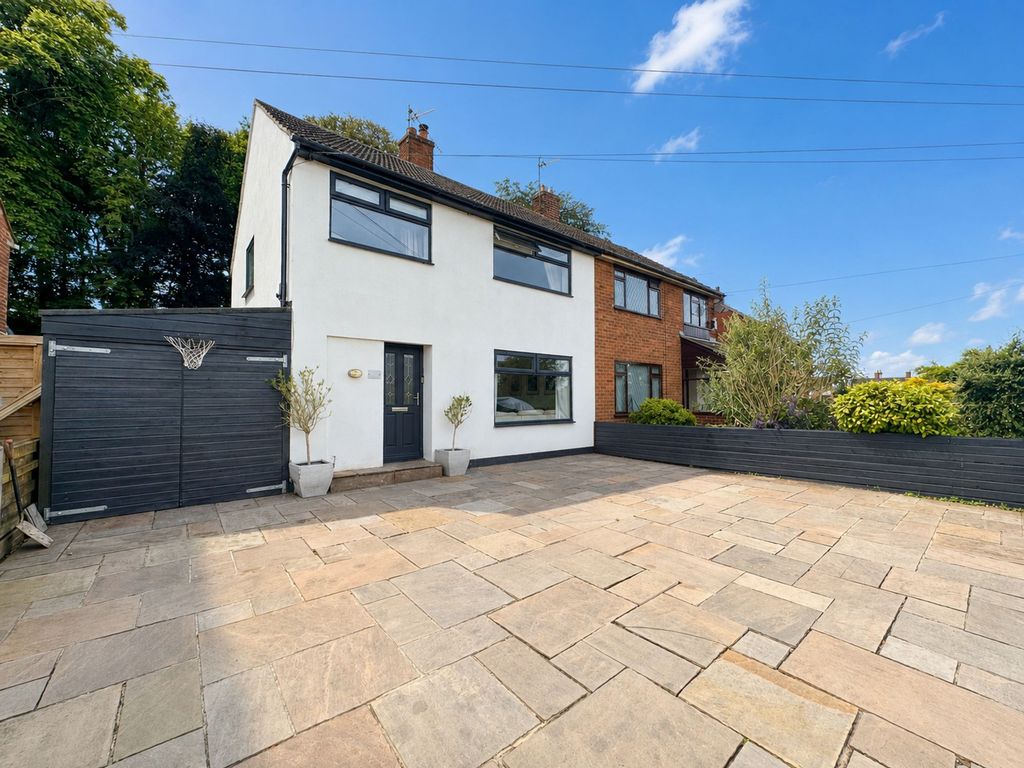 Property photo 1 of 23