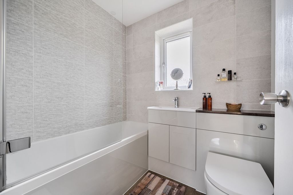 Property photo 2 of 19 1387931-5-6936E8F...