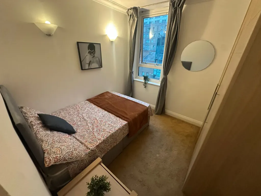 Property photo 1 of 4