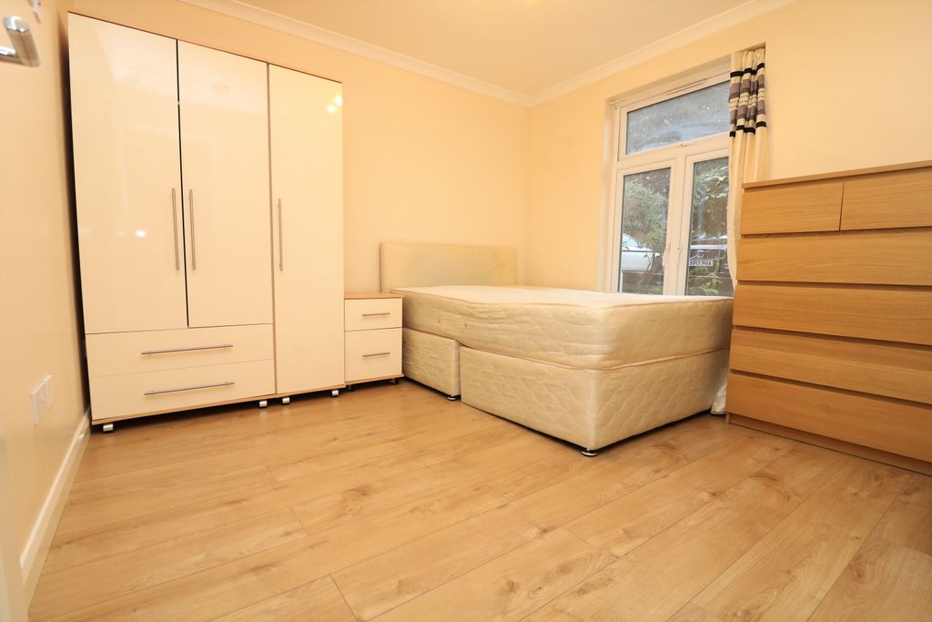 Property photo 1 of 25
