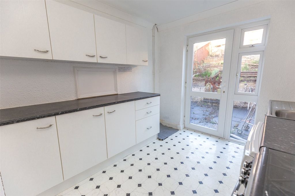 Property photo 3 of 13 Picture No. 21